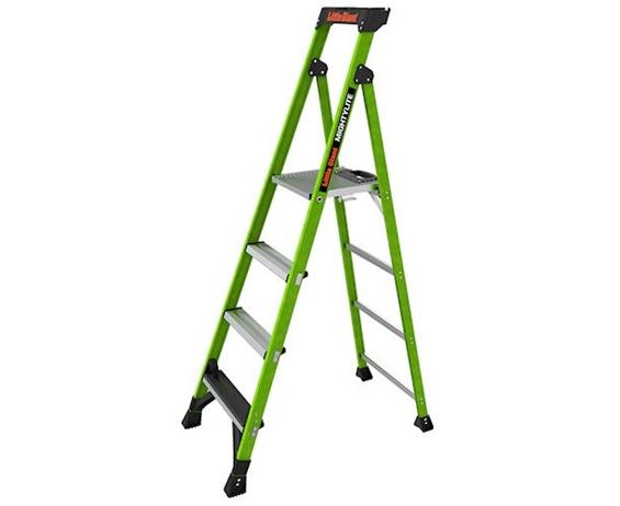 LITTLE GIANT&#174; MIGHTYLITE™ STEPLADDER