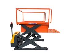 BALLYMORE'S POWERED PORTABLE LOADING DOCK